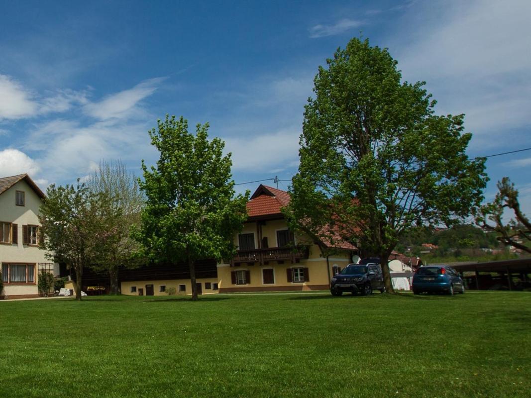 Sankt Niklas an der Drau Gaestehaus Dobernig מראה חיצוני תמונה